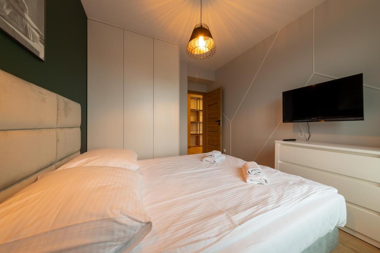 Luxury Two-bedroom Apartment